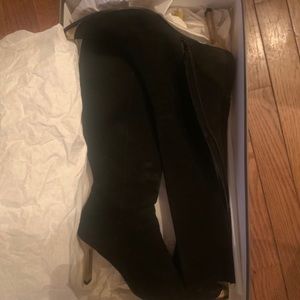 Stuart Weitzman Black Suede Boots Gold Toe Heel 10